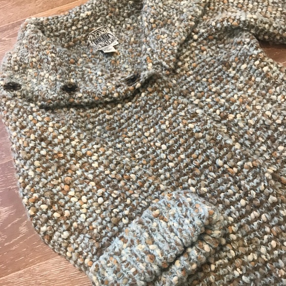 Curio Sweater - Picture 3 of 4